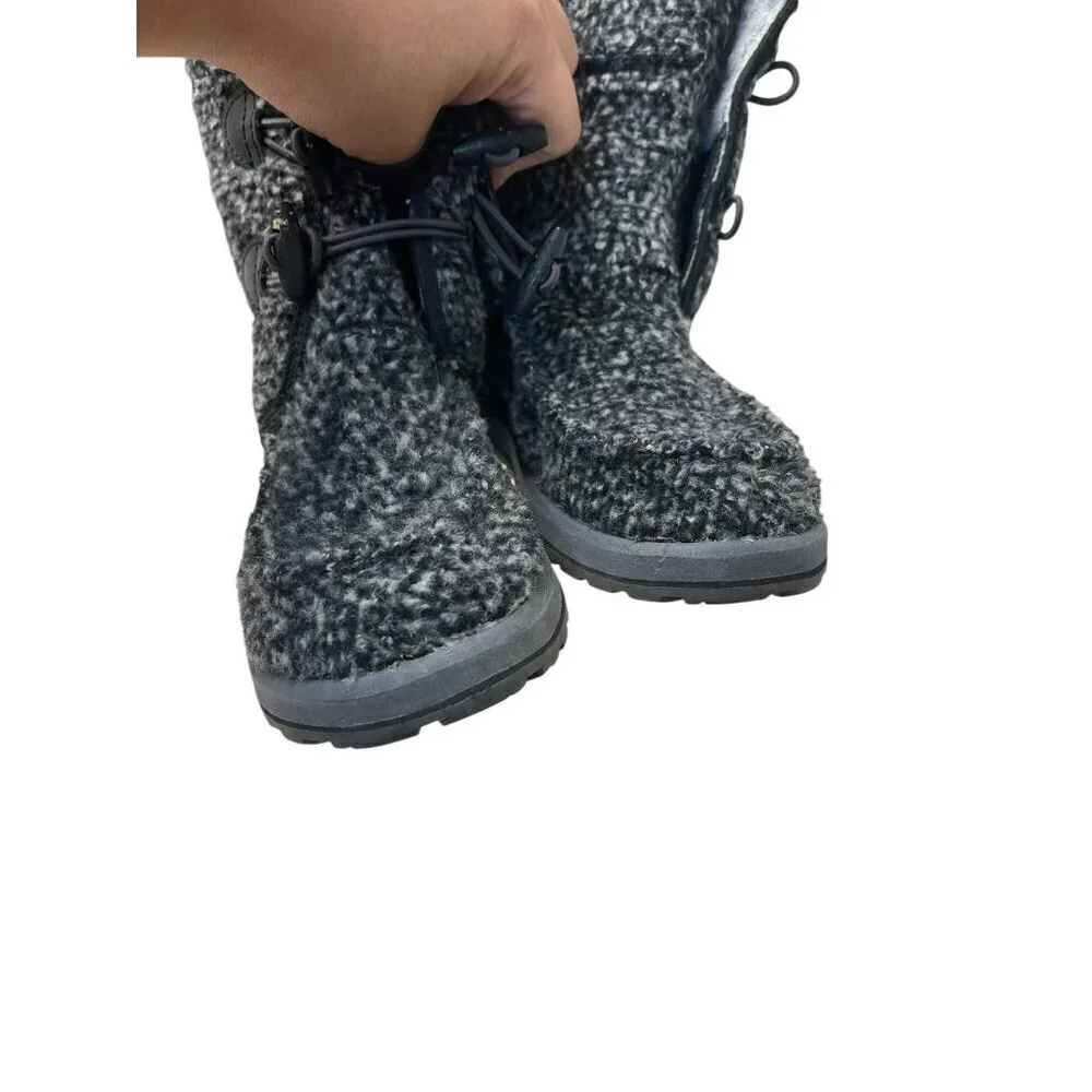 Sanuk The Horizon Boots Cozy Faux Fur Lined Women’s Size 7 Gray Weatherproof